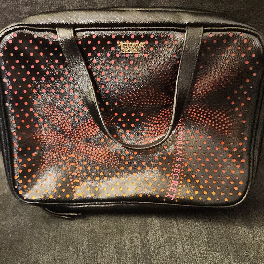 Victoria's Secret Jet Setter Hanging Makeup Case